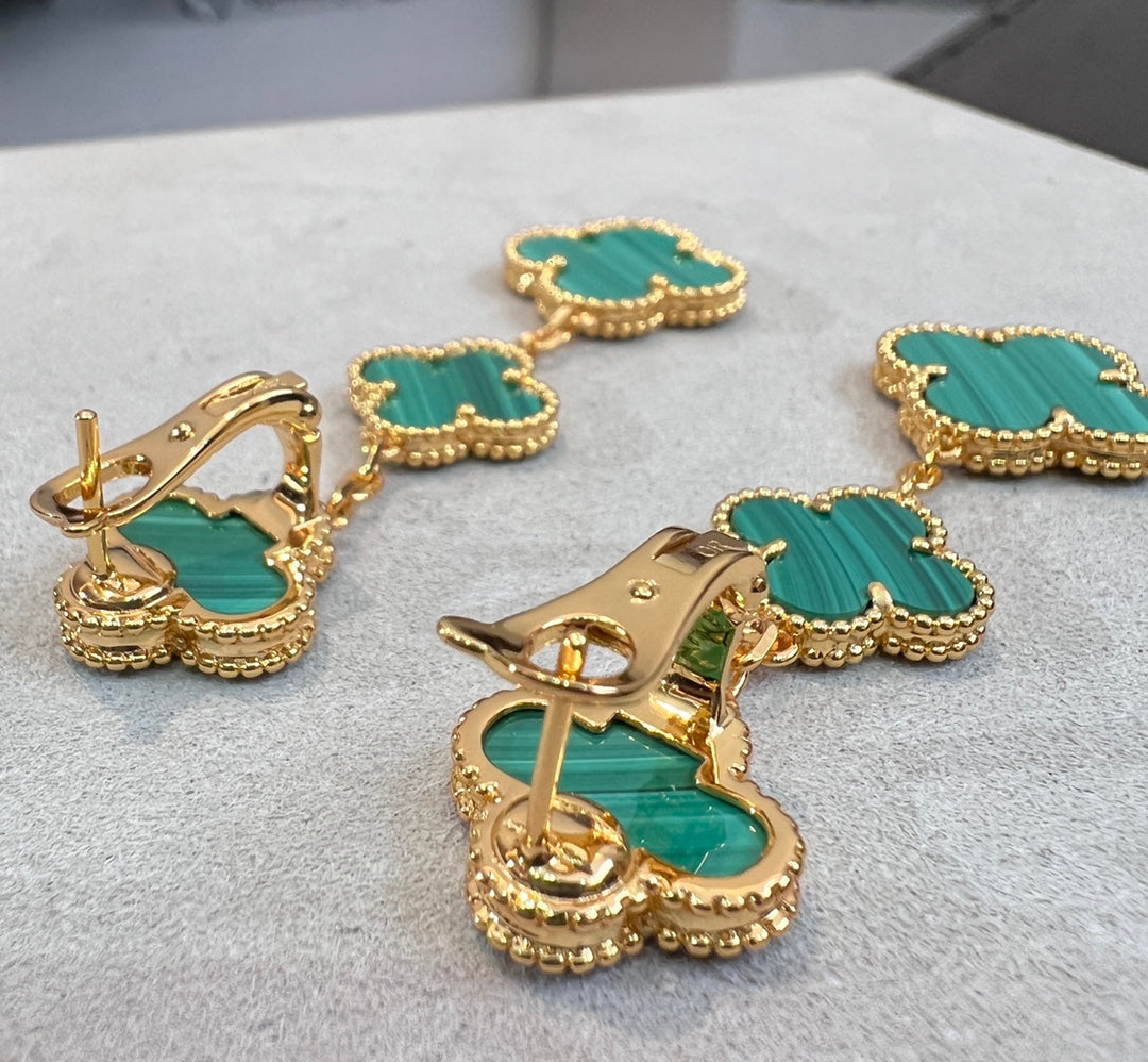¡®Lume Jewels¡¯CLOVER MALACHITE 3 MOTIFS GOLD