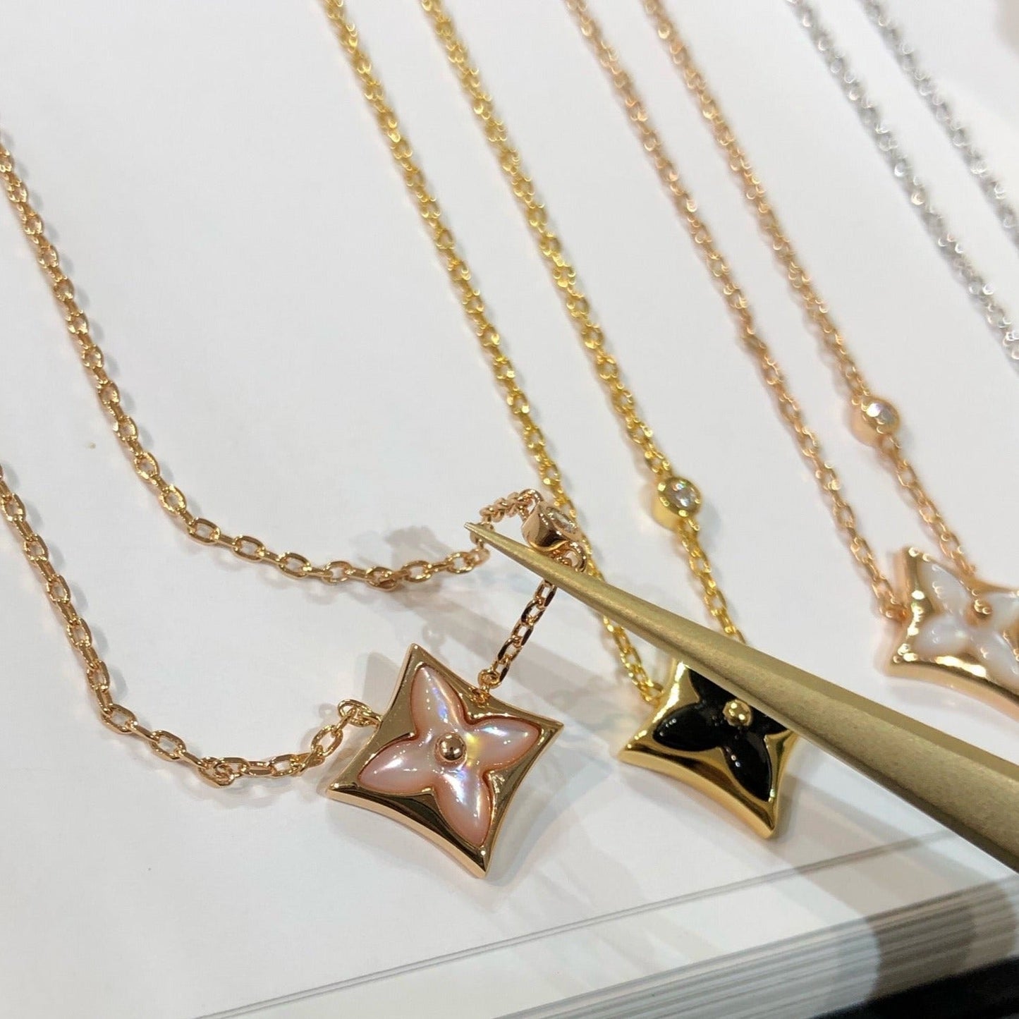 ¡®Lume Jewels¡¯STAR BLACK MOP NECKLACE