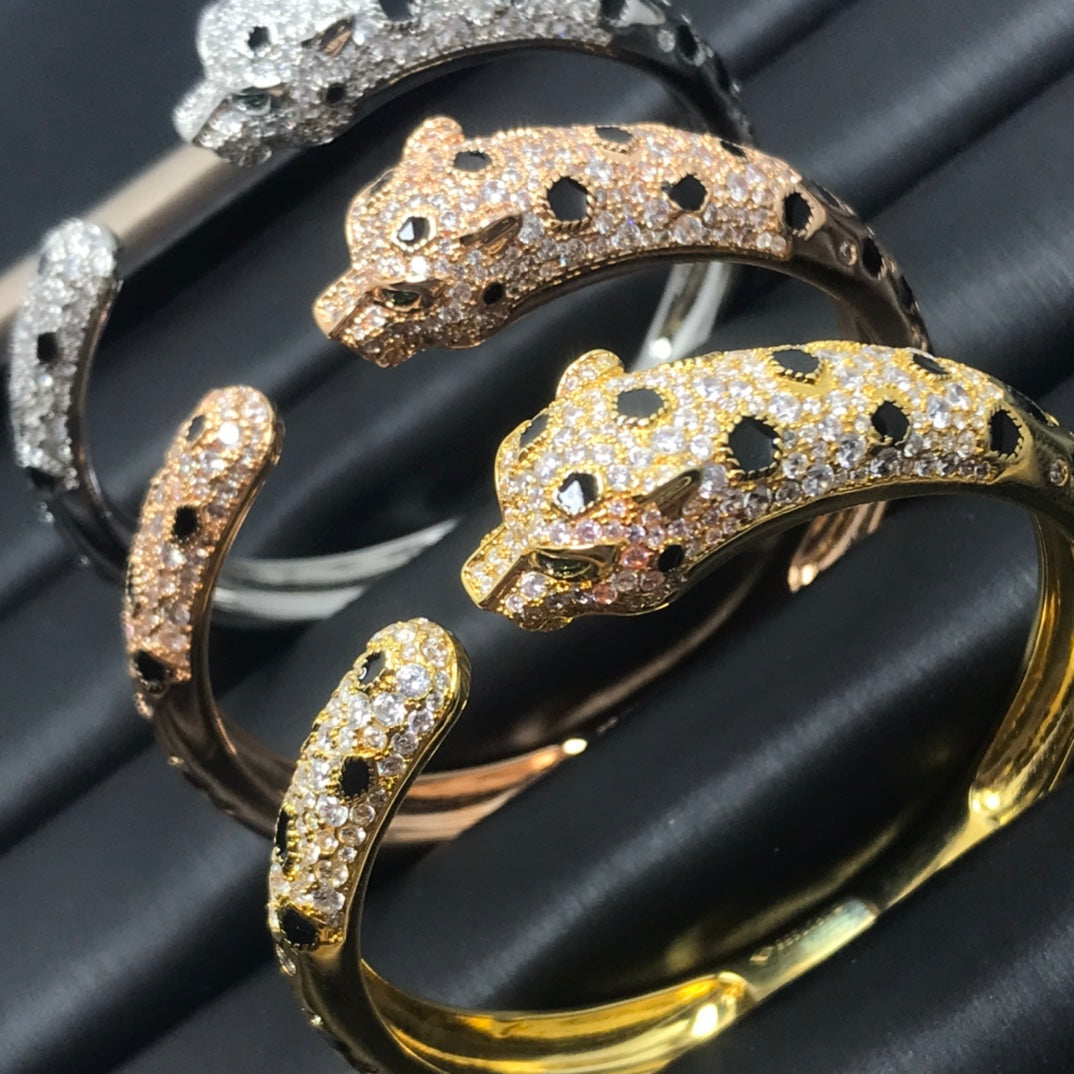 ¡®Lume Jewels¡¯PANTHERE BIG BRACELET DIAMONDS