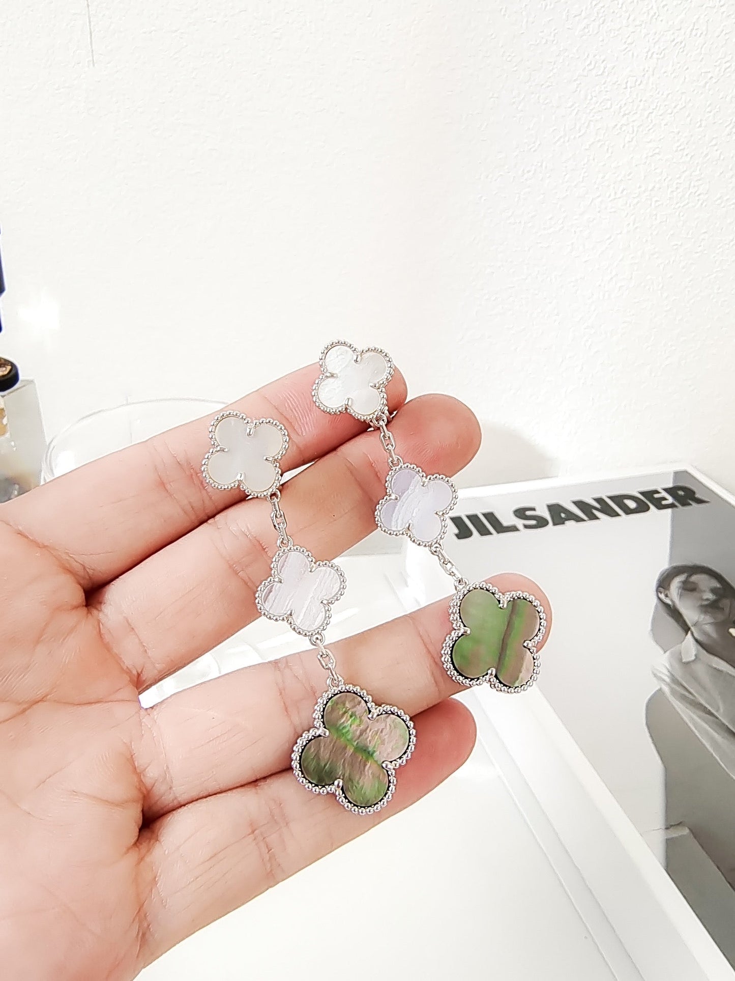 ¡®Lume Jewels¡¯CLOVER 3 MOTIFS CHALCEDONY DARK MOP SILVER EARRINGS