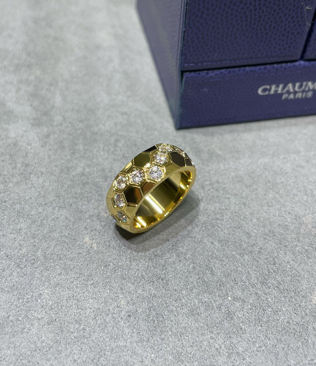 ¡®Lume Jewels¡¯BEE LOVE DIAMOND LARGE RING