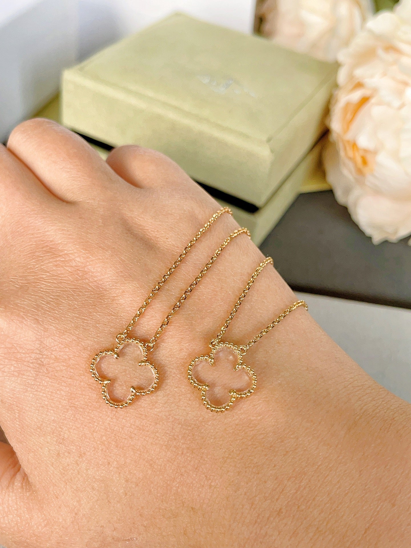 ¡®Lume Jewels¡¯CLOVER ROCK CRYSTAL ROSE GOLD NECKLACE