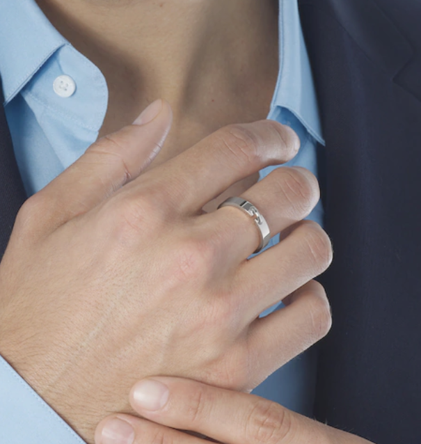 ¡®Lume Jewels¡¯ALLIANCE LIENS VIDENCE 4MM RING