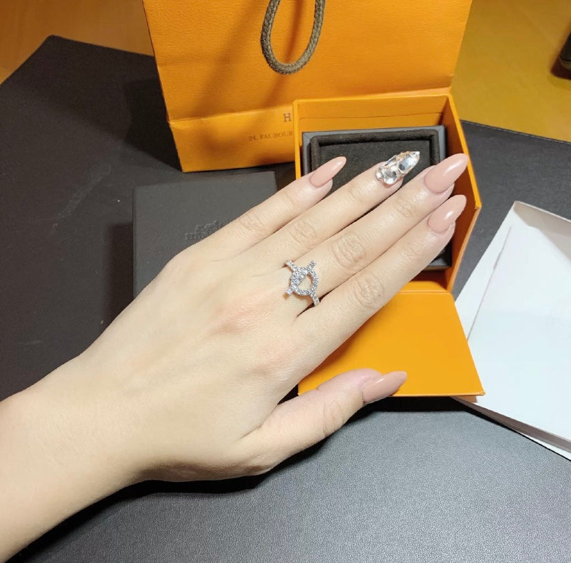 ¡®Lume Jewels¡¯ECHAPPEE RING SILVER DIAMOND
