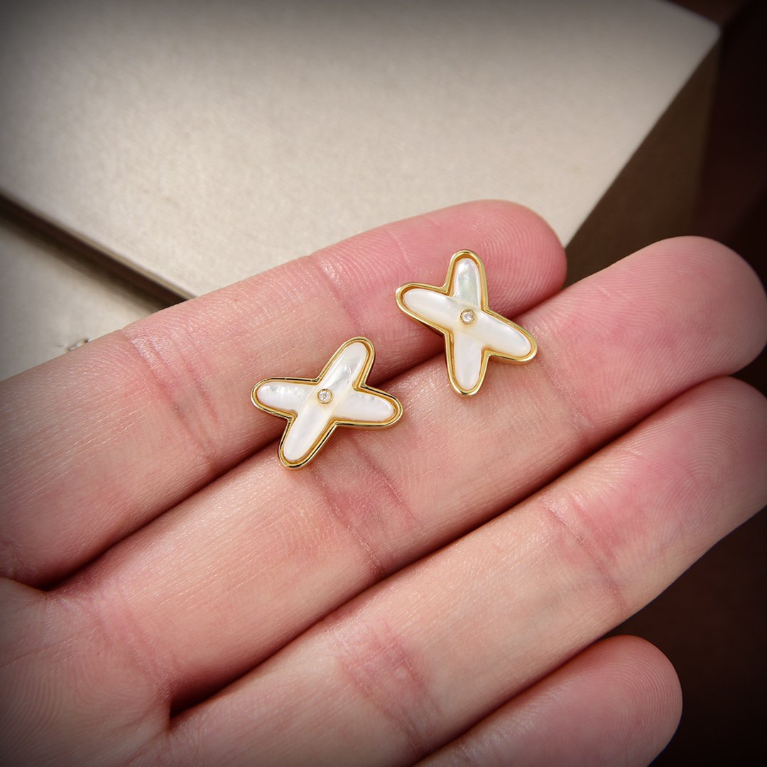¡®Lume Jewels¡¯JEUX DE WHITE MOP GOLD DIAMOND EARRINGS