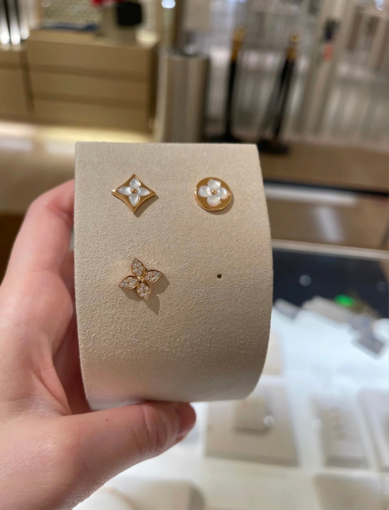 ¡®Lume Jewels¡¯STAR BLOSSOM STUD EARRINGS PINK GOLD DIAMONDS