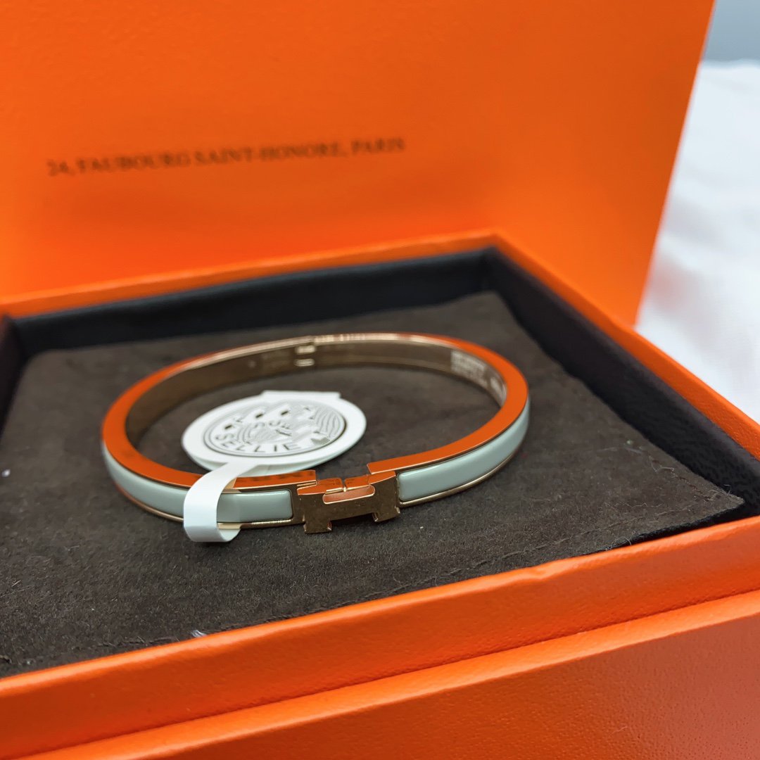 ¡®Lume Jewels¡¯CLASSIC HM CLIC GREEN 8MM ENAMEL BRACELET