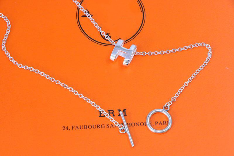 ¡®Lume Jewels¡¯HM NECKLACE H LETTER OVAL SERIES