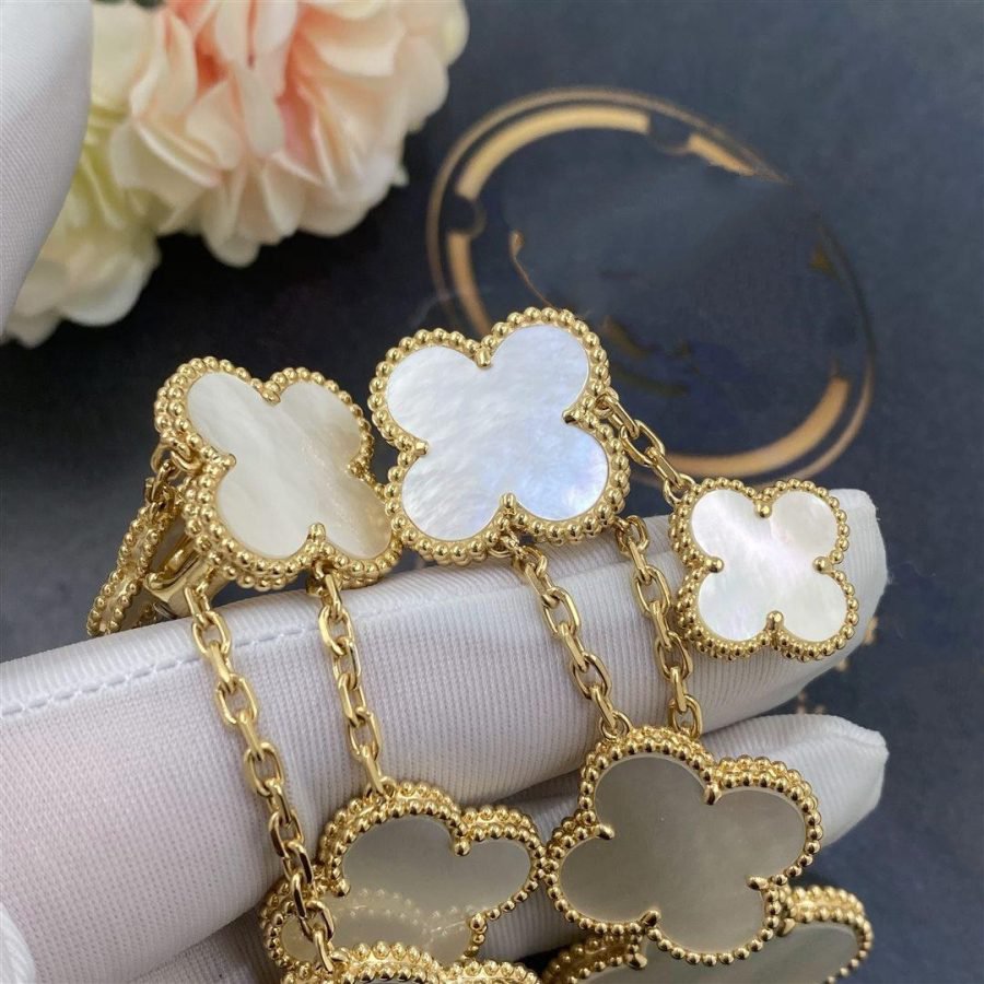 ¡®Lume Jewels¡¯CLOVER EARRINGS WHITE MOP 4 MOTIFS GOLD