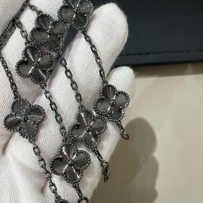 [Lume Jewels]New CLOVER 5 MOTIF BLACK BRACELET