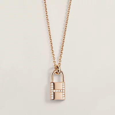 ¡®Lume Jewels¡¯HM ADVANCED NICHE LOCK HEAD NECKLACE DIAMONDS