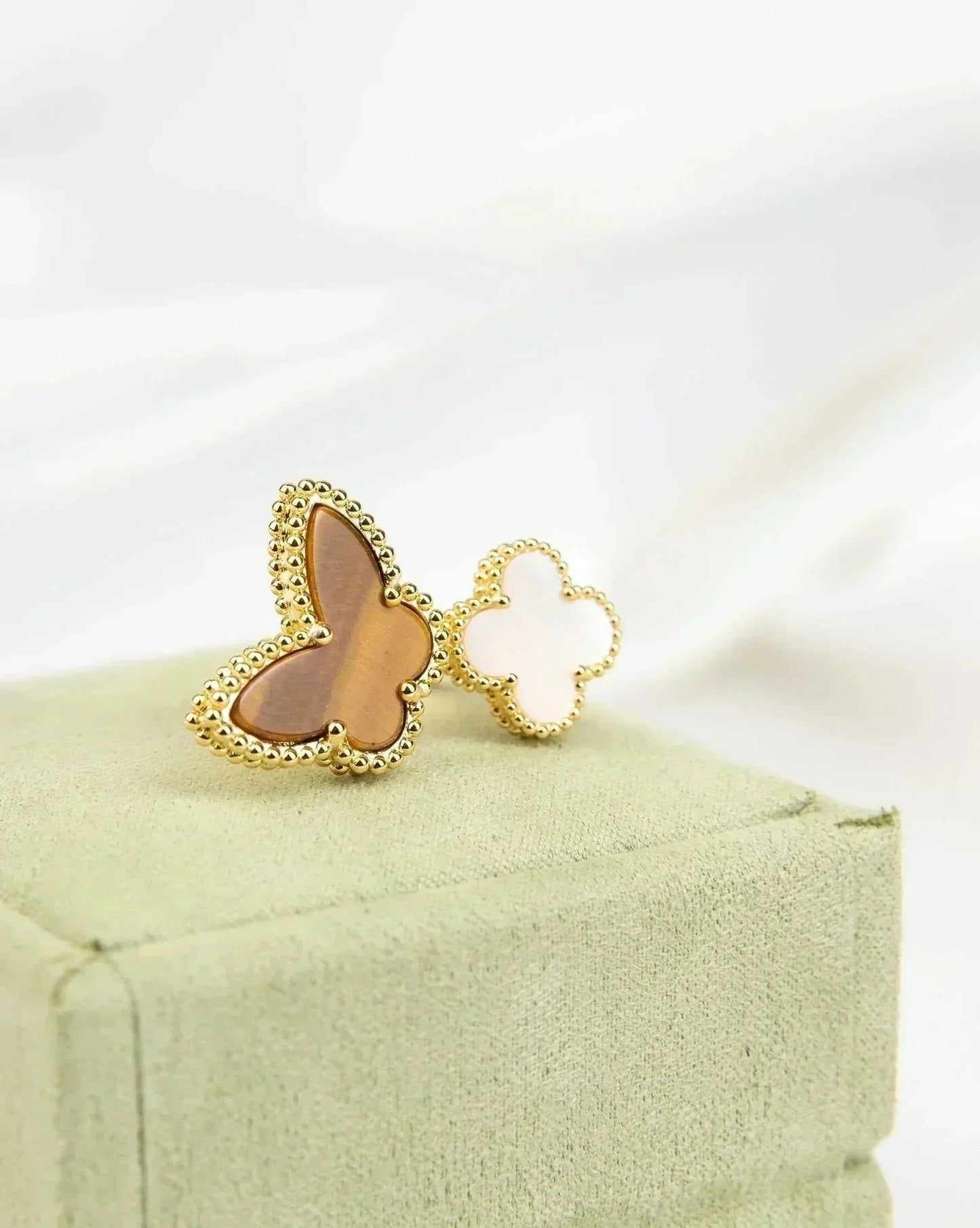 ¡®Lume Jewels¡¯LUCKY BETWEEN THE FINGER RING