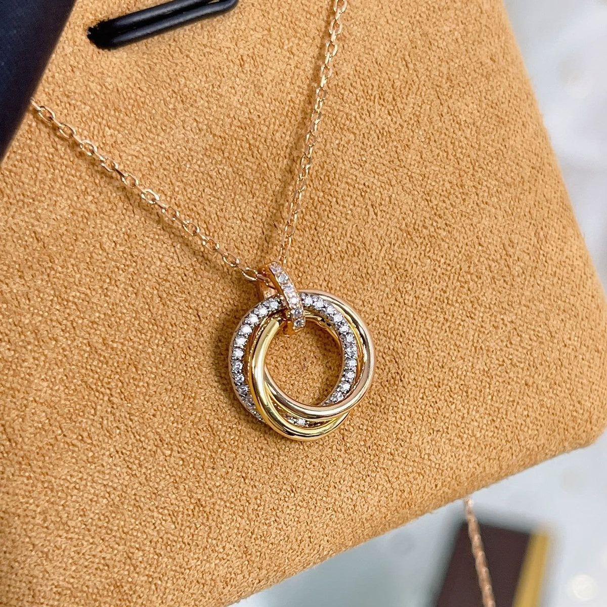 ¡®Lume Jewels¡¯TRINITY NECKLACE SILVER GOLD PINK GOLD DIAMONDS