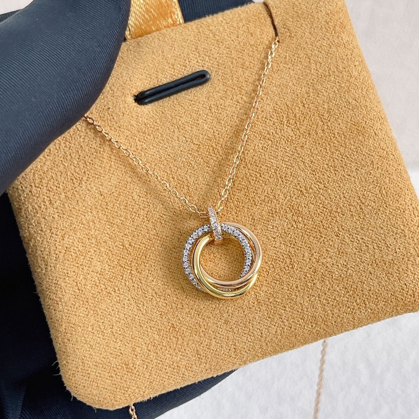 ¡®Lume Jewels¡¯TRINITY NECKLACE SILVER GOLD PINK GOLD DIAMONDS