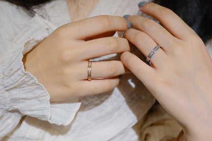 ¡®Lume Jewels¡¯LOVE RING 2.65MM DIAMOND