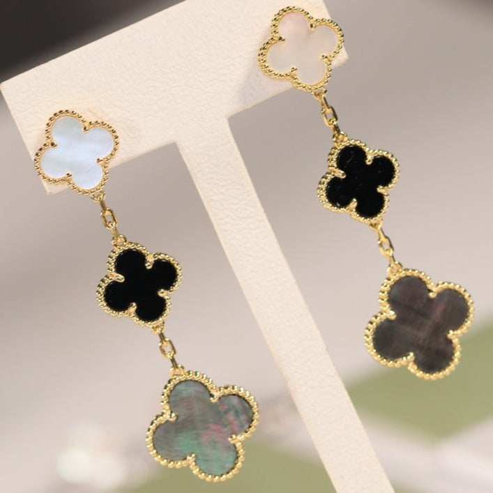 ¡®Lume Jewels¡¯CLOVER EARRINGS GOLD ONYX MOP 3 MOTIF