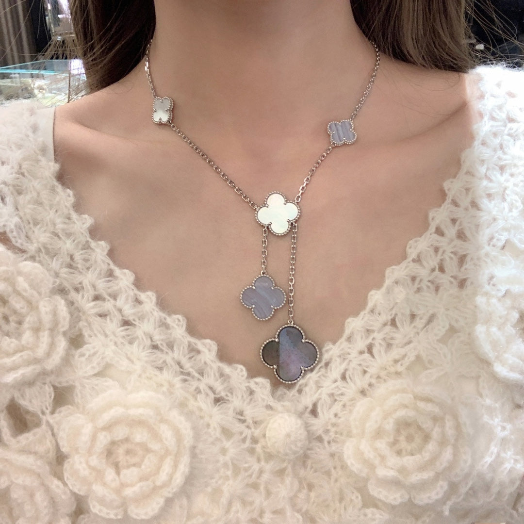¡®Lume Jewels¡¯CLOVER MOP CHALCEDONY NECKLACE SILVER 6 MOTIF