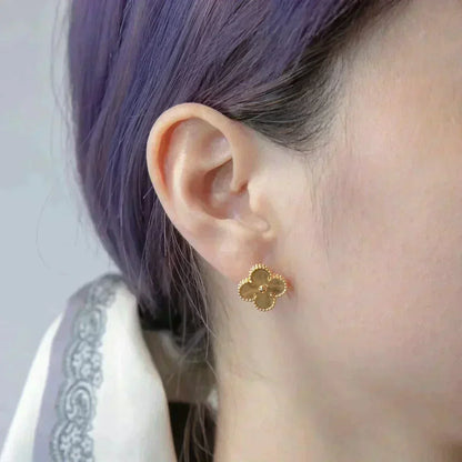 ¡®Lume Jewels¡¯CLOVER MEDIUM 1 MOTIFS LASER EARRINGS