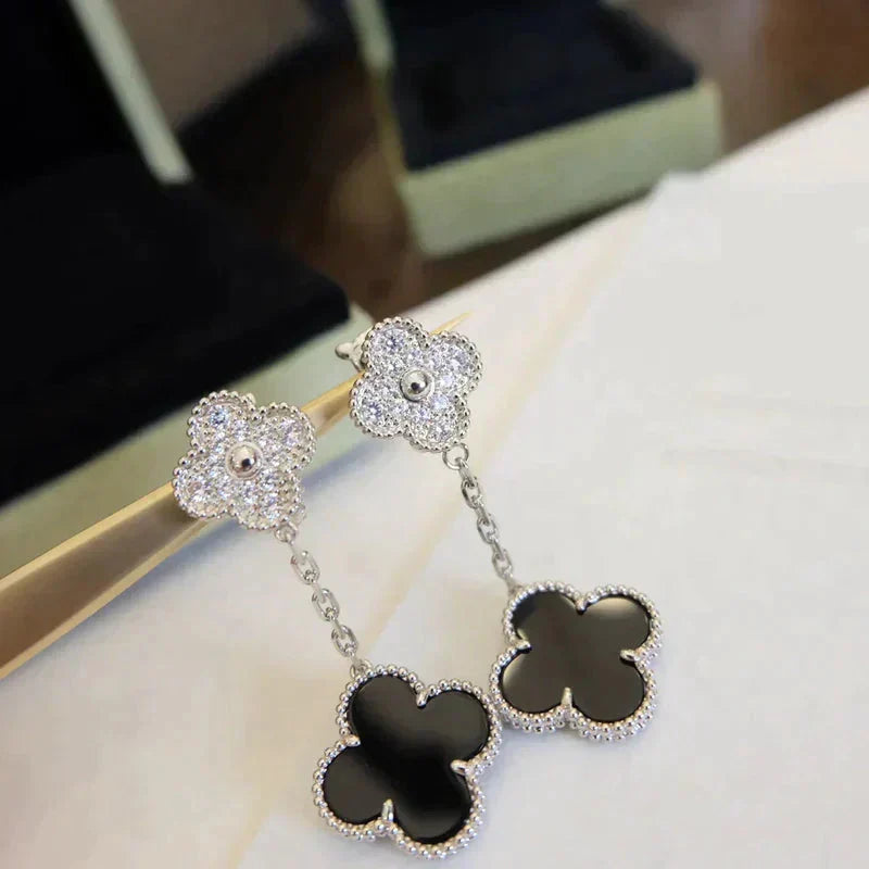 ¡®Lume Jewels¡¯CLOVER 2 MOTIFS  DIAMOND ONYX EARRINGS SILVER