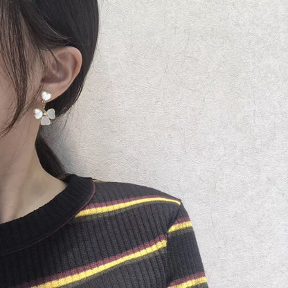 ¡®Lume Jewels¡¯CLOVER SWEET WHITE MOP EARRINGS