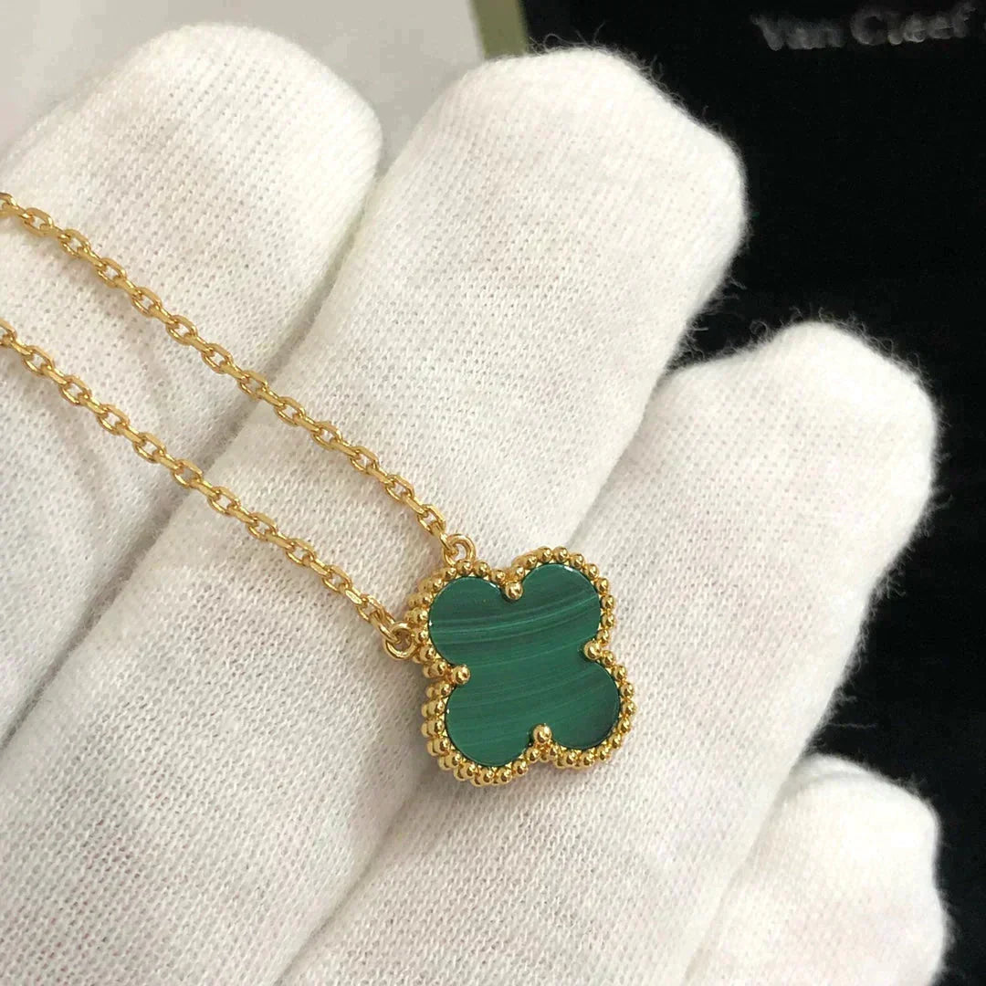 ¡®Lume Jewels¡¯CLOVER 15MM MALACHITE SINGLE FLOWER  NECKLACE