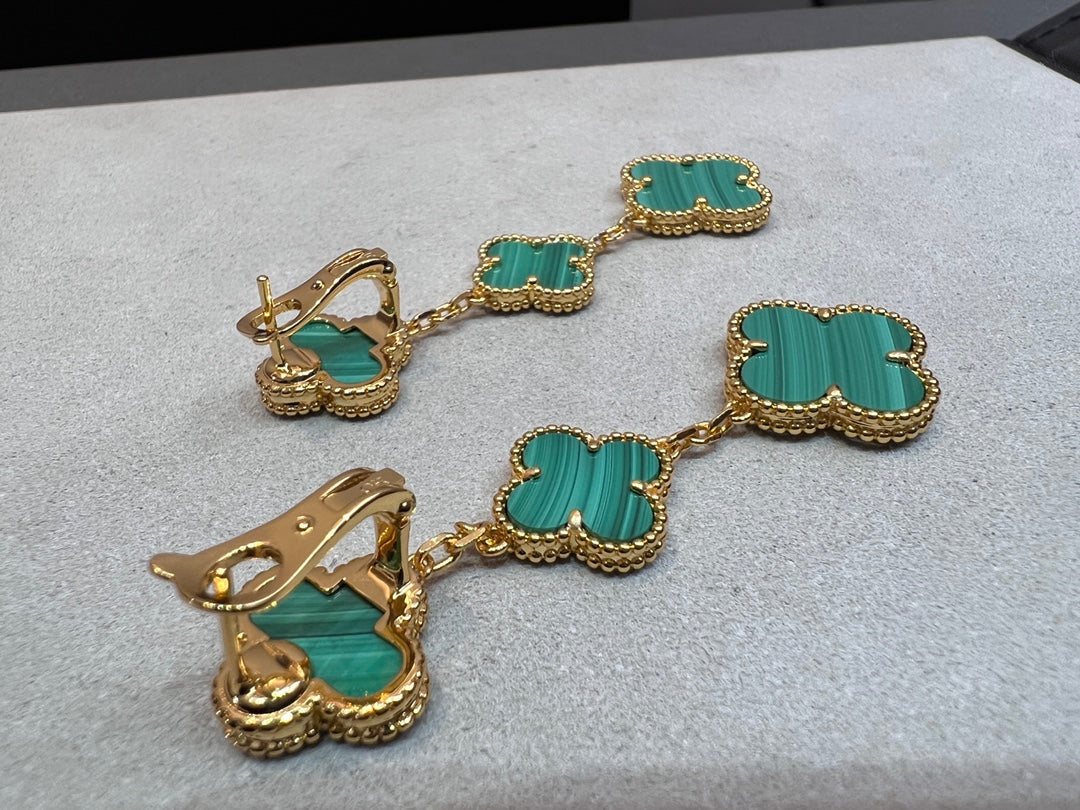 ¡®Lume Jewels¡¯CLOVER MALACHITE 3 MOTIFS GOLD