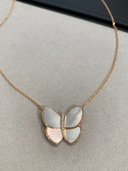 ¡®Lume Jewels¡¯BUTTERFLY GOLD MOP DIAMOND NECKLACE