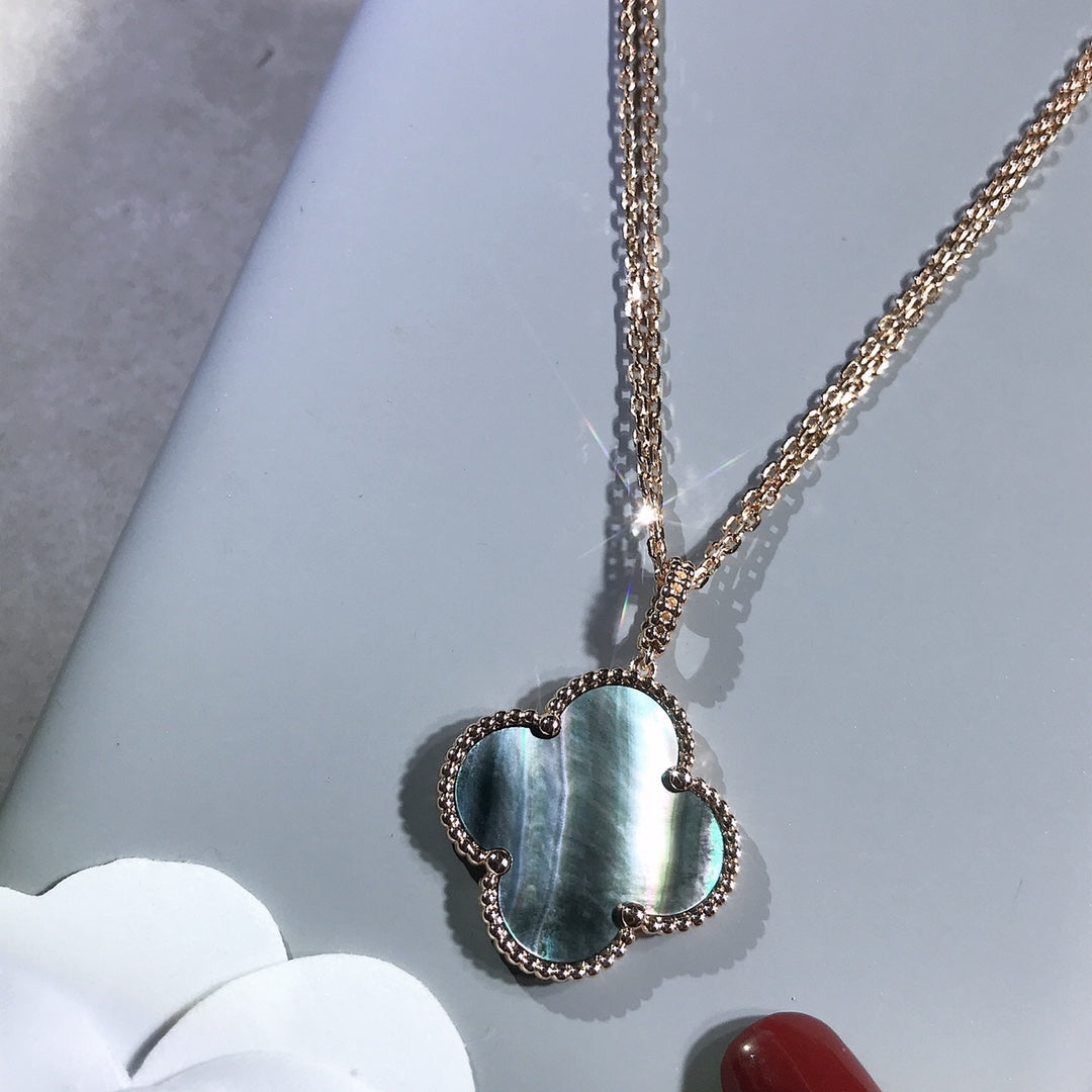 ¡®Lume Jewels¡¯CLOVER 25MM GOLD DARK MOP BIG CLOVER NECKLACE