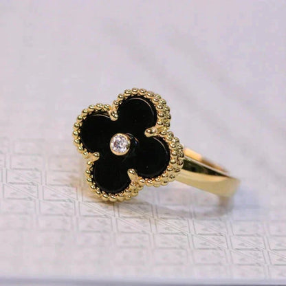 ¡®Lume Jewels¡¯CLOVER ONYX RING GOLD DIAMOND