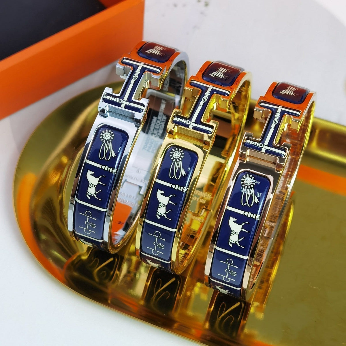 ¡®Lume Jewels¡¯H COUVERTURES DARK BLUE BRACELET