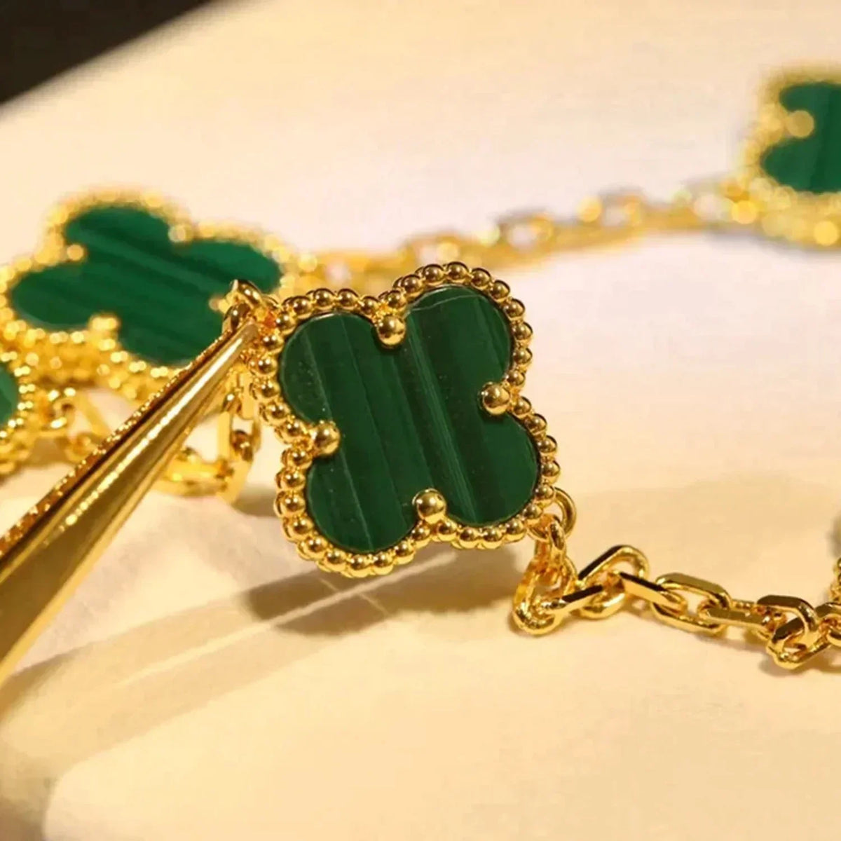 [Lume Jewels]New  CLOVER 5 MOTIF MALACHITE BRACELET COLLECTION