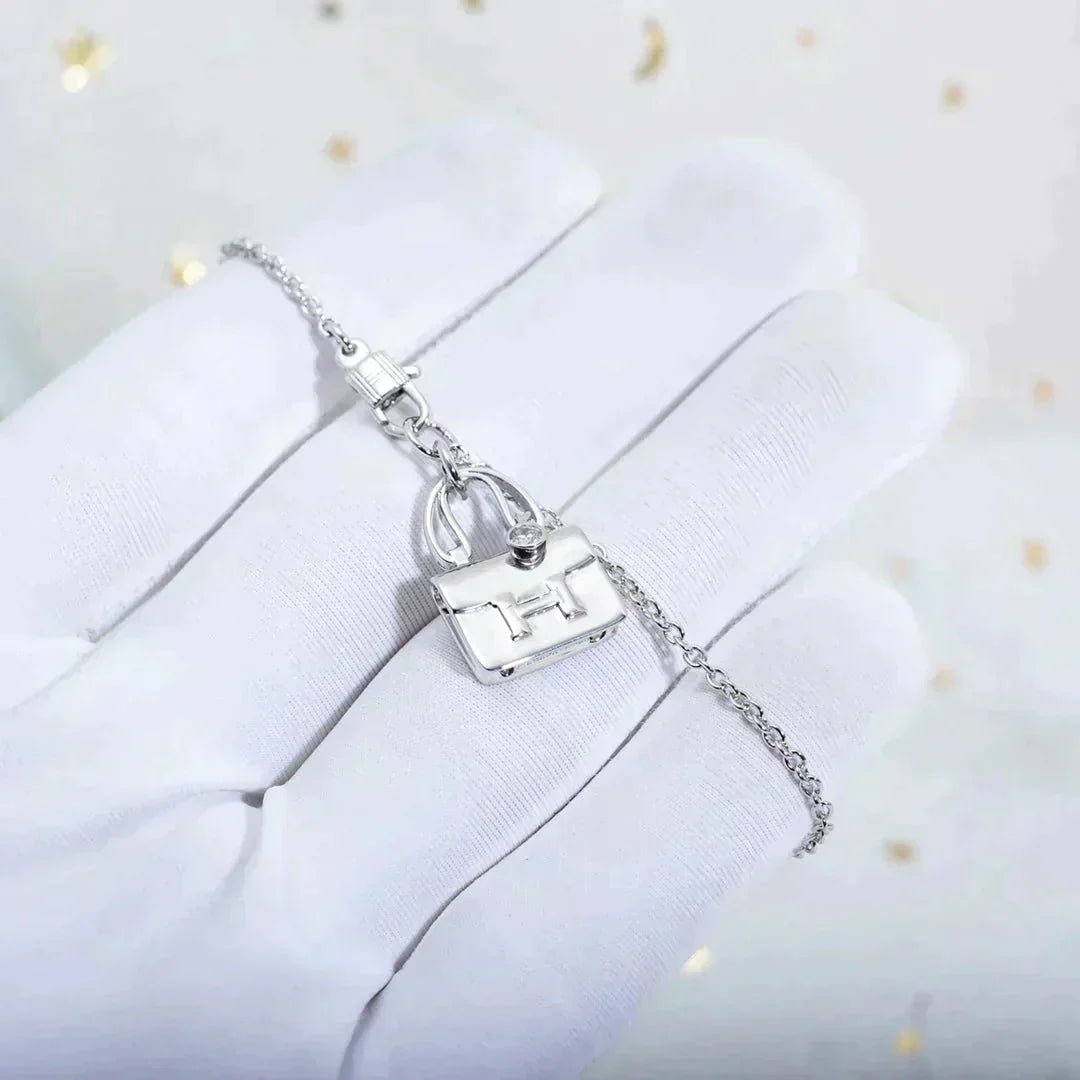 ¡®Lume Jewels¡¯AMULETTE PEDANT SILVER NECKLACE