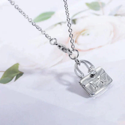 ¡®Lume Jewels¡¯AMULETTE PEDANT SILVER NECKLACE