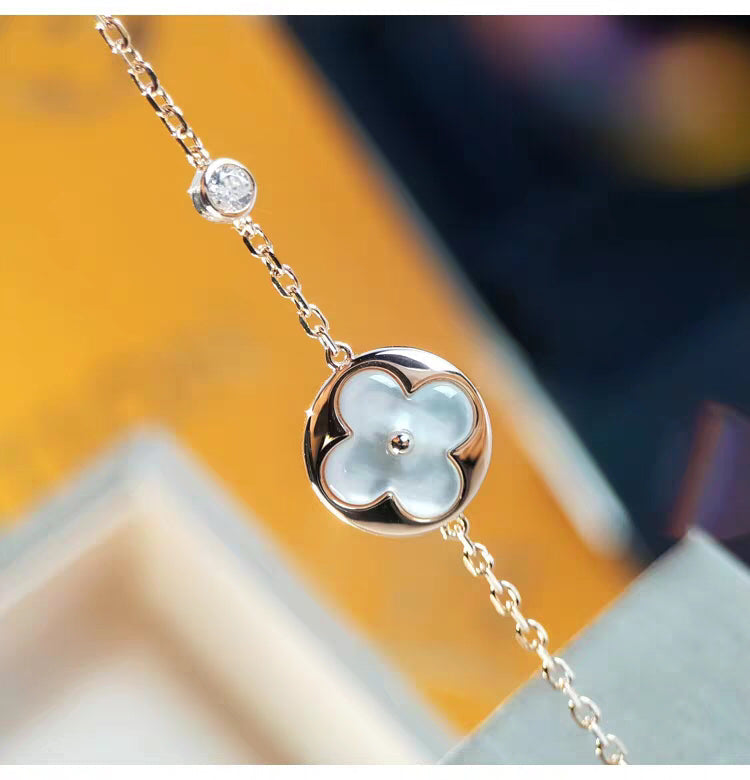 ¡®Lume Jewels¡¯SUN MOP GOLD 1 DIAMOND NECKLACE