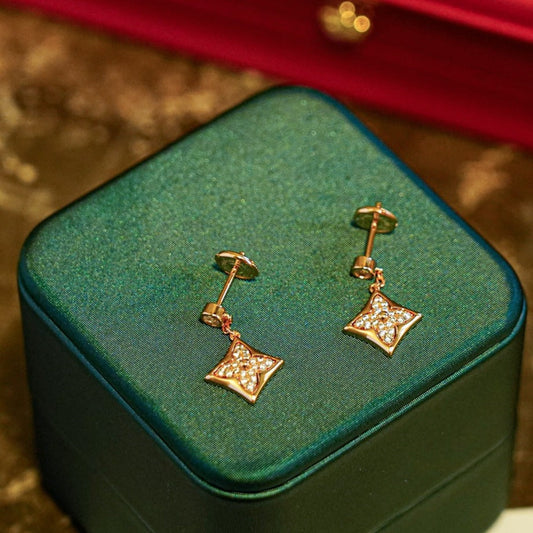 ¡®Lume Jewels¡¯STAR DIAMONDS EARRINGS GOLD