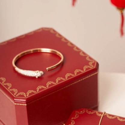 ¡®Lume Jewels¡¯PANTHERE ROSE GOLD DIAMOND OPEN BRACELET