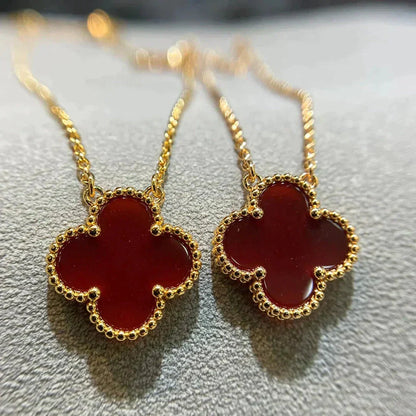 ¡®Lume Jewels¡¯CLOVER 15MM CARNELIAN SINGLE FLOWER NECKLACE