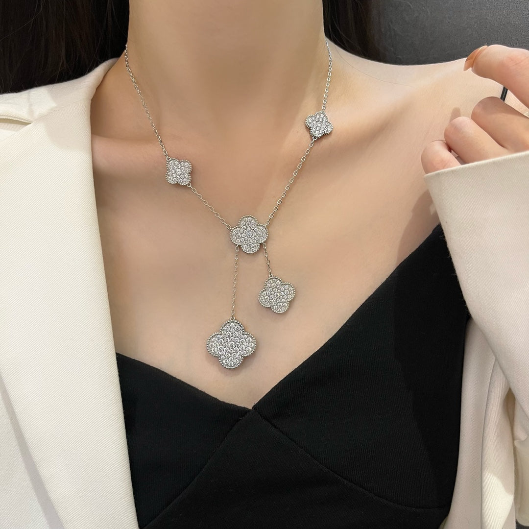 ¡®Lume Jewels¡¯CLOVER 5 MOTIFS SILVER DIAMONDS NECKLACE