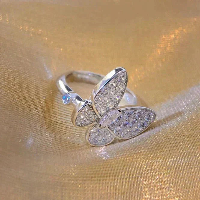 ¡®Lume Jewels¡¯BUTTERFLY DIAMOND RING