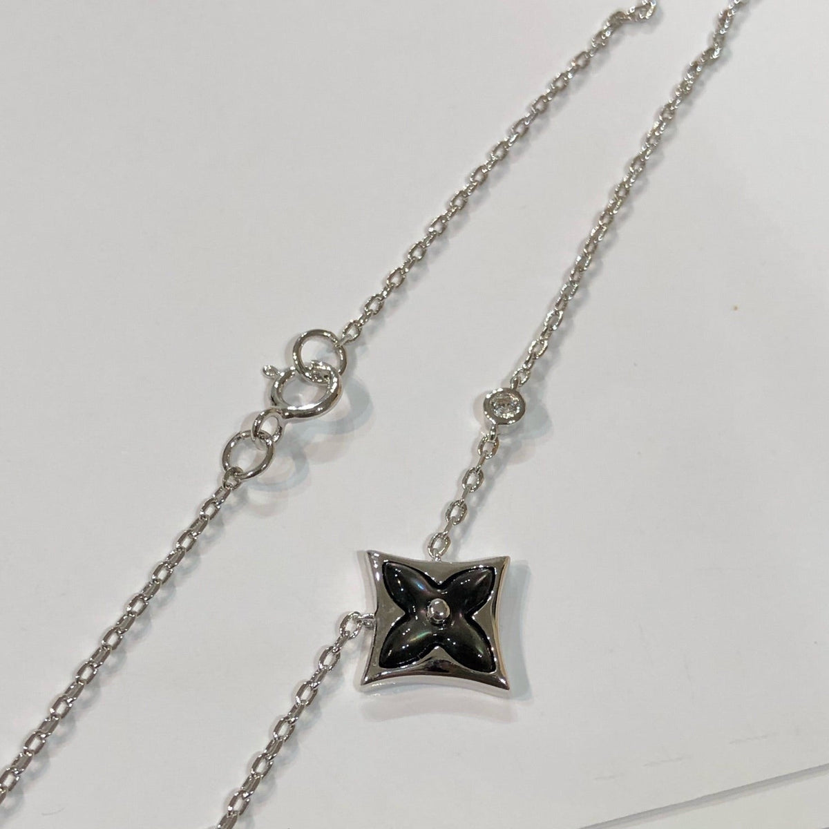 ¡®Lume Jewels¡¯STAR BLACK MOP NECKLACE