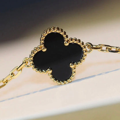 ¡®Lume Jewels¡¯CLOVER 20 MOTIFS ONYX NECKLACE
