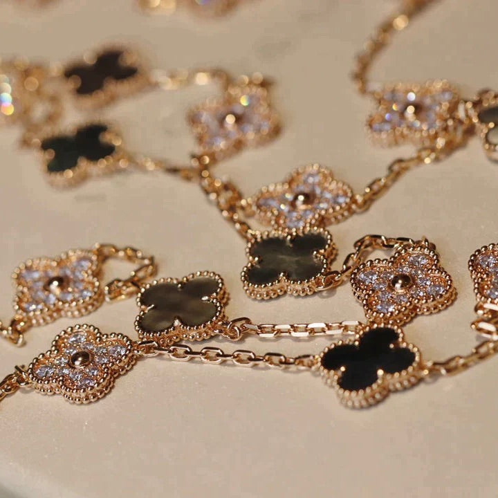 ¡®Lume Jewels¡¯CLOVER 20 MOTIFS DARK MOP DIAMOND  NECKLACE