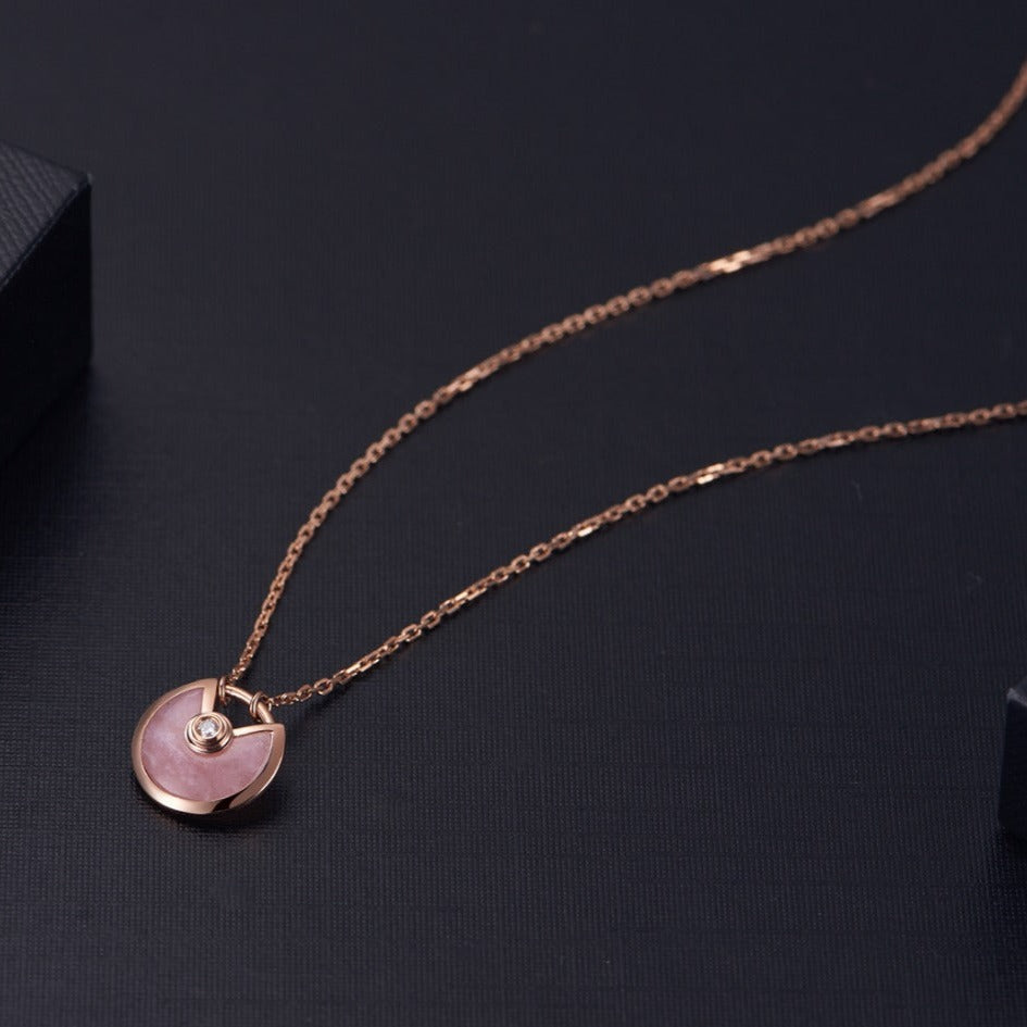 ¡®Lume Jewels¡¯AMULETTE ROSE GOLD PINK MOP NECKLACE