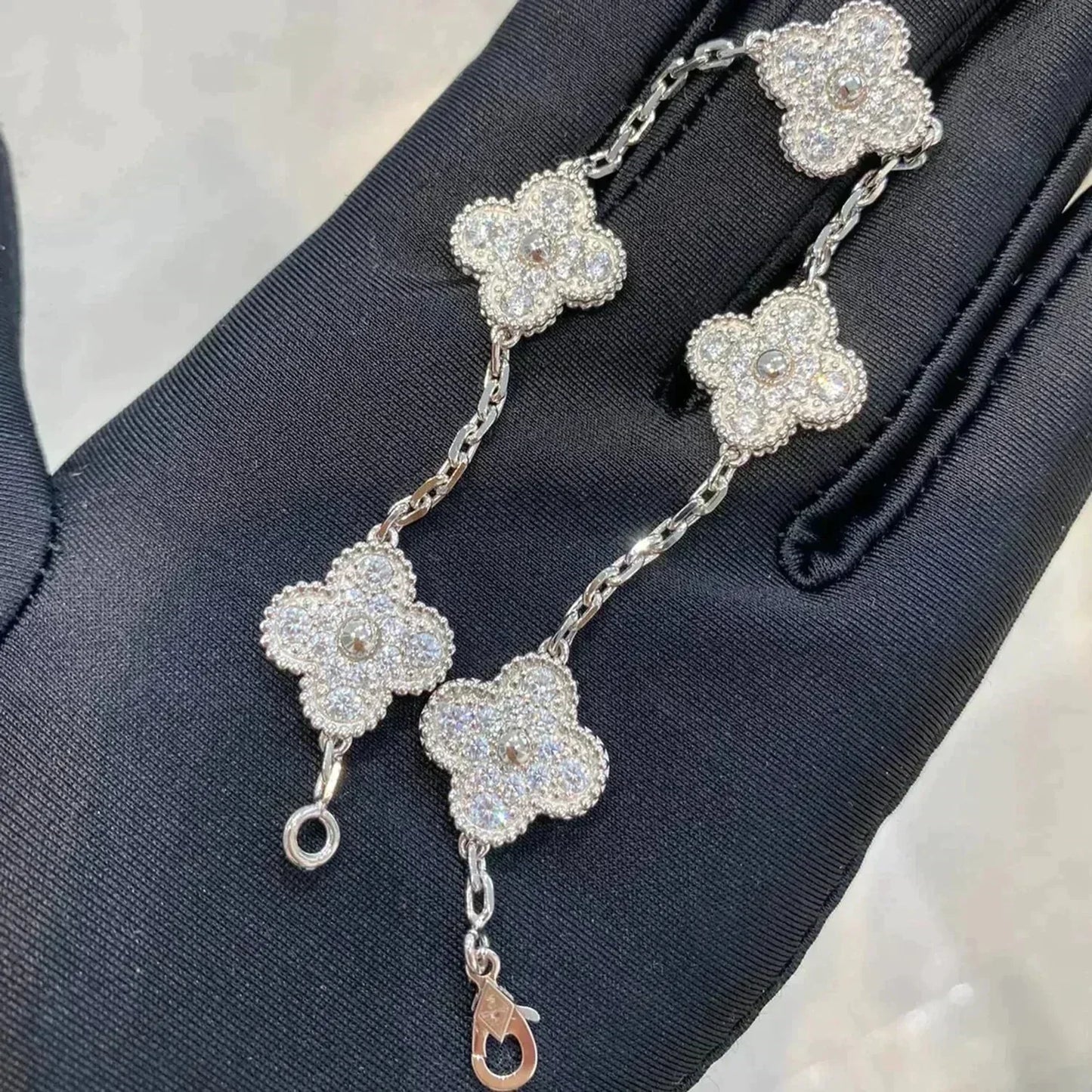 [Lume Jewels] New  CLOVER 5 MOTIF FULL DIAMOND BRACELET COLLECTION