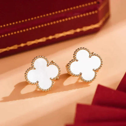 ¡®Lume Jewels¡¯CLOVER MEDIUM 1 MOTIFS  WHITE MOP STUD EARRINGS