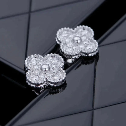 ¡®Lume Jewels¡¯CLOVER 1 MOTIFS DIAMOND STUD EARRINGS SILVER