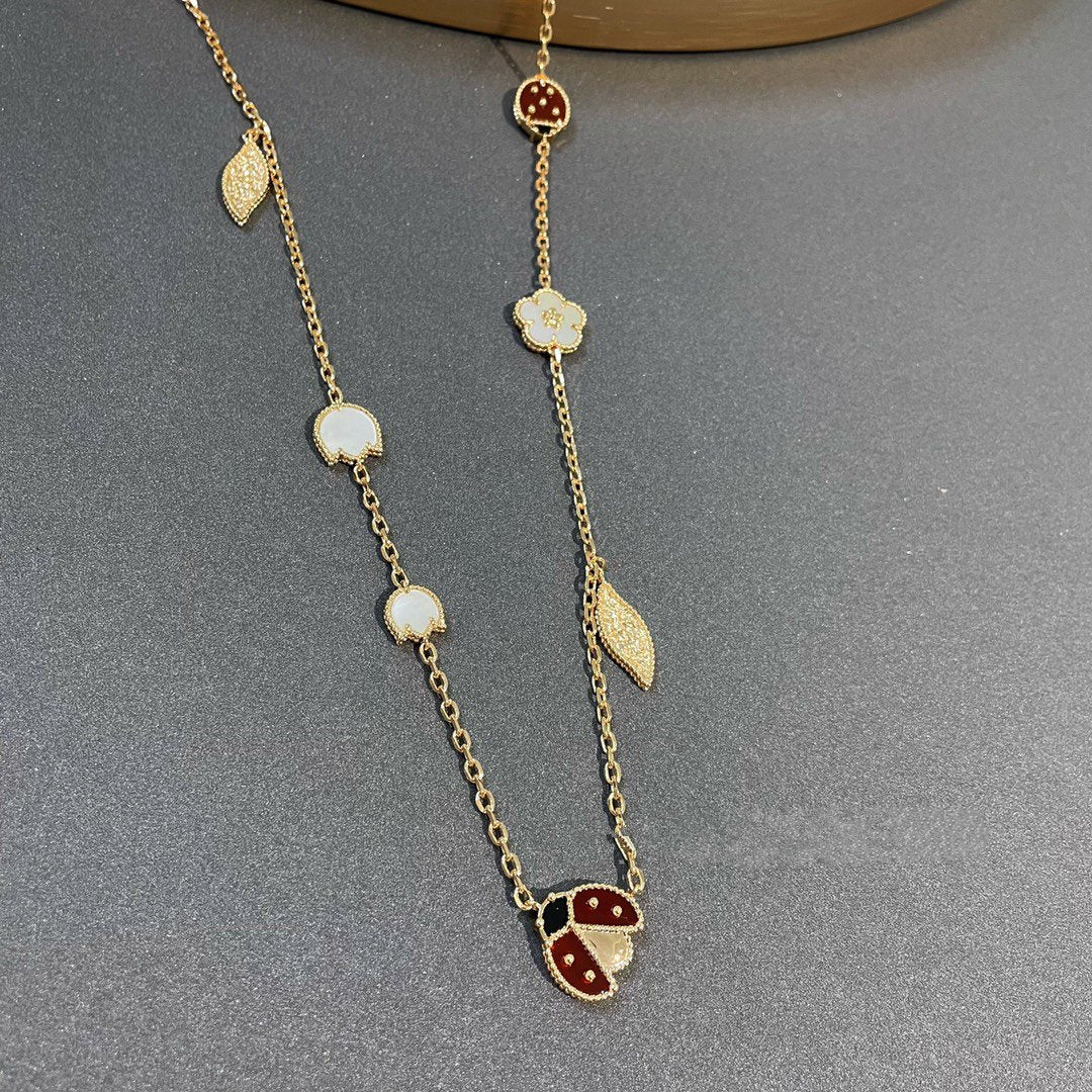 ¡®Lume Jewels¡¯LUCKY SPRING 15 MOTIFS GOLD NECKLACE