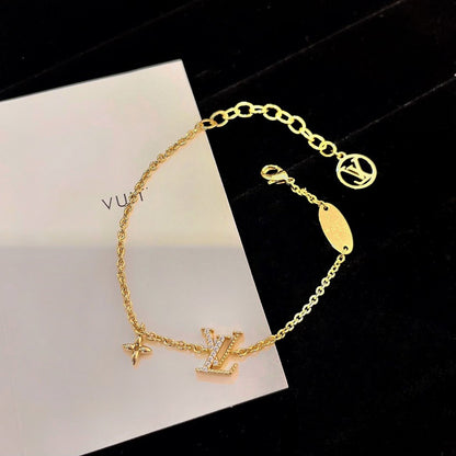 ¡®Lume Jewels¡¯LOGO STAR MOTIF GOLD BRACELET