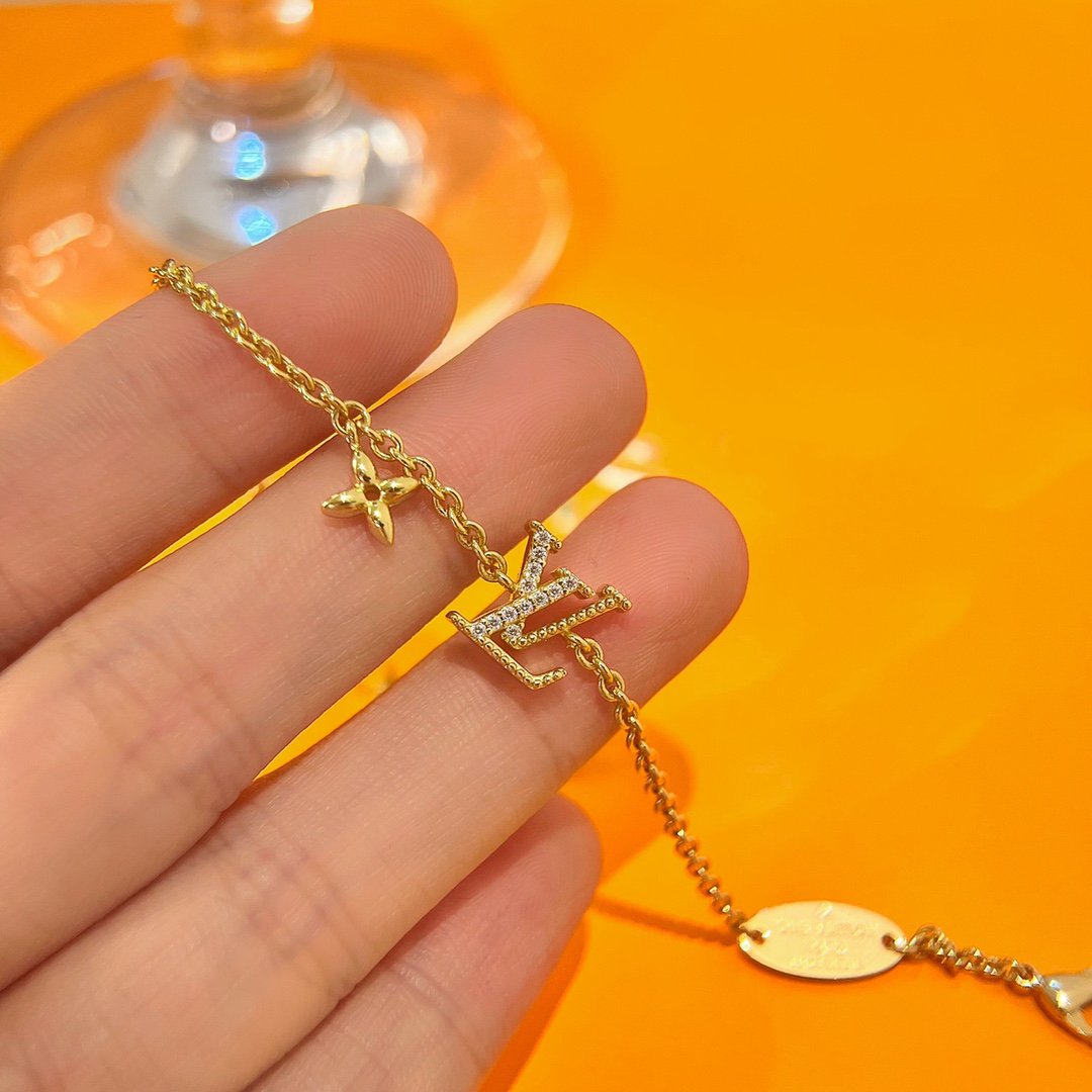 ¡®Lume Jewels¡¯LOGO STAR MOTIF GOLD BRACELET