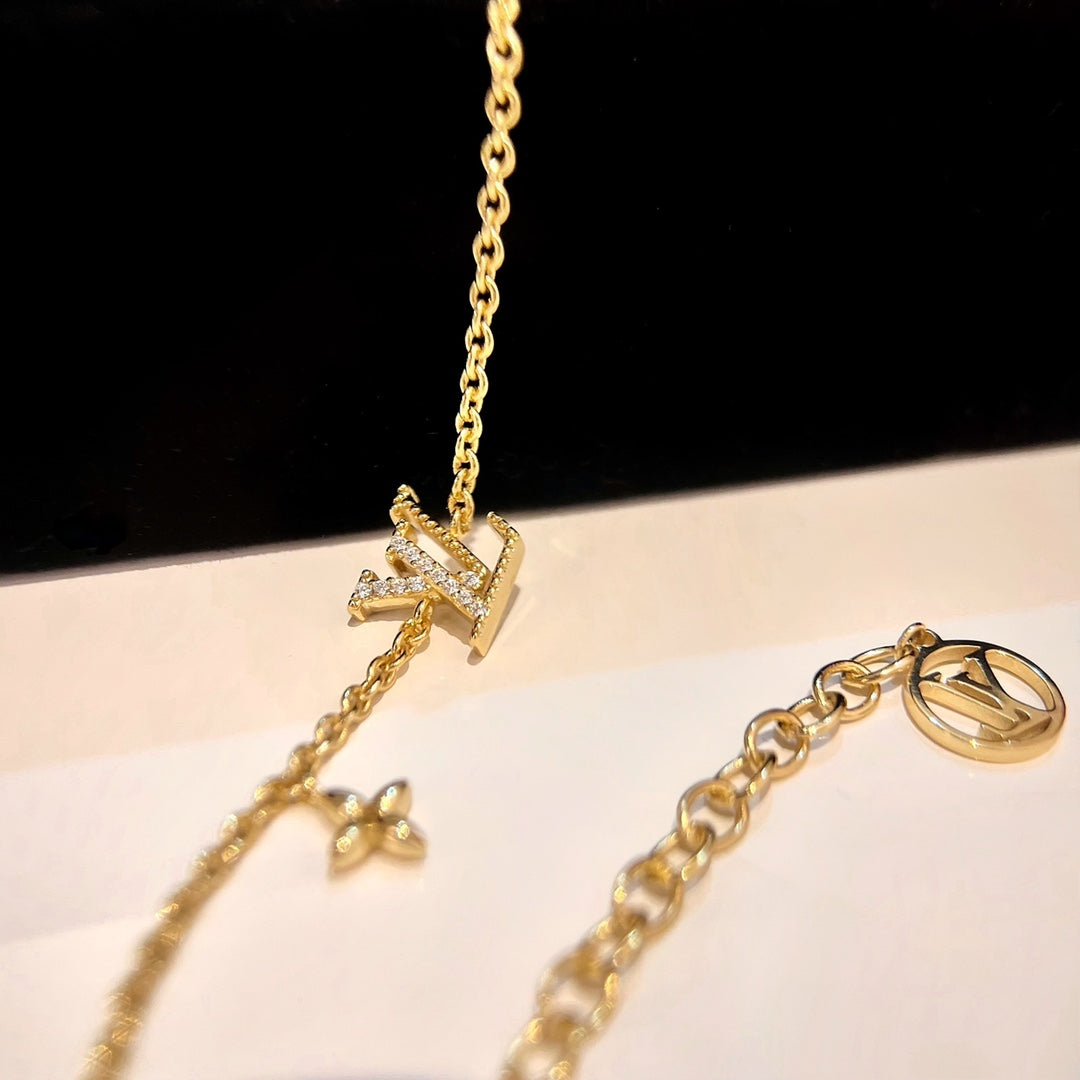 ¡®Lume Jewels¡¯LOGO STAR MOTIF GOLD BRACELET